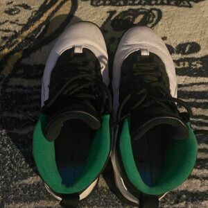 Jordan 10 retros “Seattle”